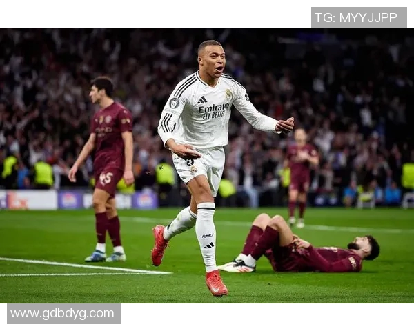 姆巴佩欧冠夜帽子戏法后接受采访暗示未来去向已定 姆巴佩欧冠夜帽子戏法后接受采访暗示未来去向已定